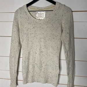 Old Navy Women's Cream Speckled Crew Neck Sweater